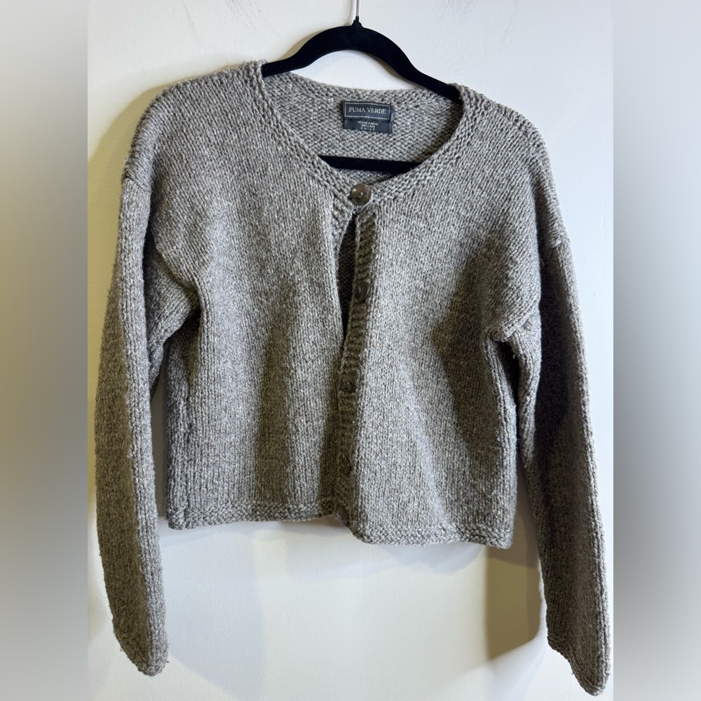 Vintage handmade wool grey cardigan - small/medium?